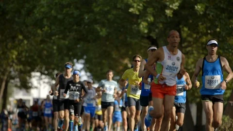 Runners Berlin Marathon  2018 - Editorial content Stock Footage 105185992