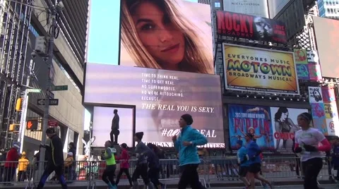 Runners down Seventh Avenue Stock-Footage 51059125