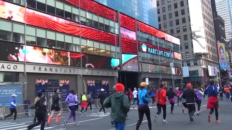 Runners down Seventh Avenue, two Video stock 51059122