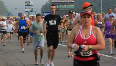 Runners in marathon(HD)c Stock Footage 6530719