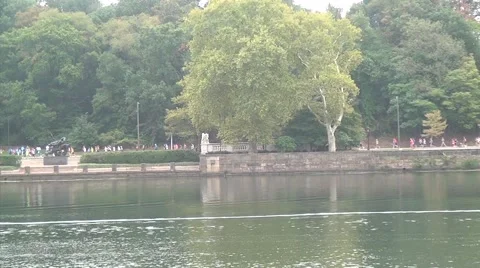 Runners in race across river Video stock 51824724