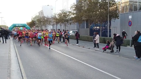 Runners in Slow Motion at the Start of a Race Video stock 121616741