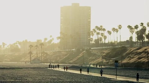 Running on the Boardwalk 動画素材 7134054