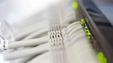 Running server hardware 库存影片 97975964
