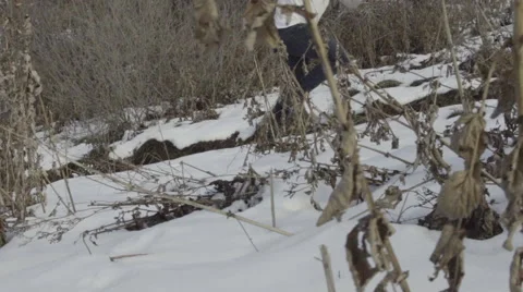 Running in snow slow motion 4 動画素材 62895094