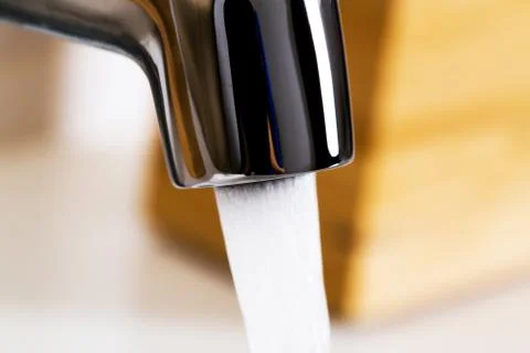 Running tap water Stock-Fotos