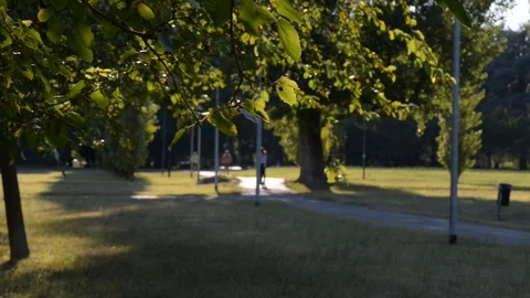 Running training at the park2 Stock-Footage 112778145