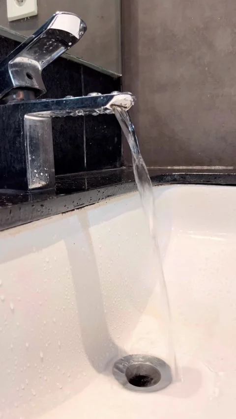 Running Water 動画素材 205909858