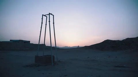 Runs through the desert barkhans Video stock 89850042