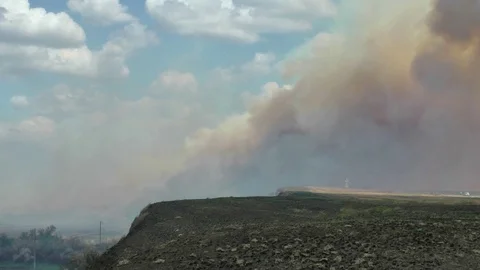 Rural fire in the field Stock Footage 119833061