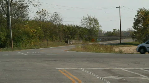 Rural intersection  Video stock 875489