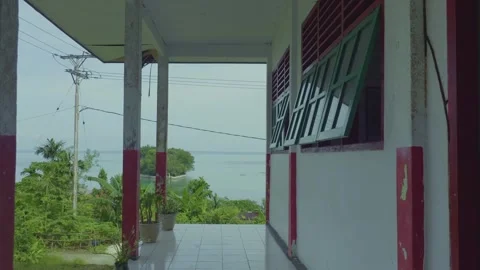 Rural School Corridor Overlooking Ocean in Tropical Village – Short Vídeos de archivo 332421928