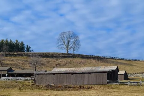 Rural Tranquility on the Hill 库存照片