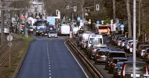 Rush Hour in Dusseldorf Video stock 125755976