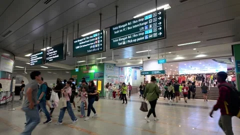 Rush hour in Harbour Front MRT Station in Singapore Stock Footage 341269321
