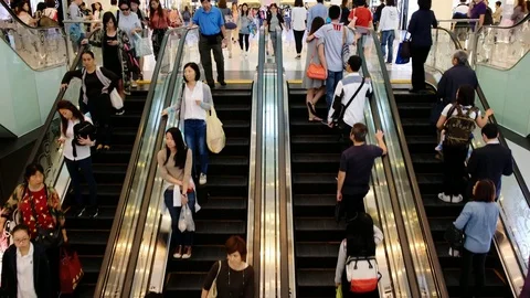 Rush hour in real time Stock Footage 82052412