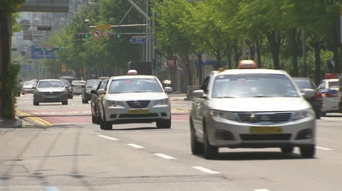 Rush hour traffic Stock Footage 41870573