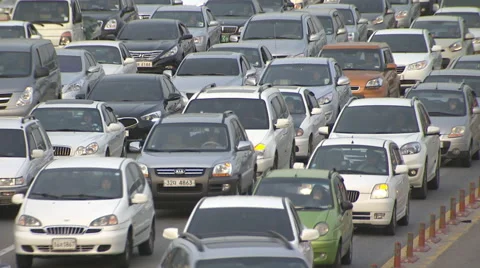 Rush hour traffic Stock Footage 41870594