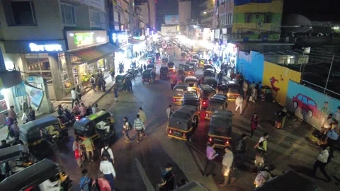 Rush hour traffic outside Thane Market. Stock Footage 236464364