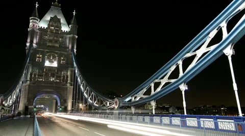 Rush hour traffic on Tower Bridge in London Stock Footage 65873280