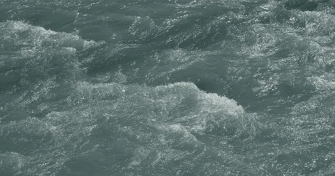 Rushing mountain river Vidéo 201487689