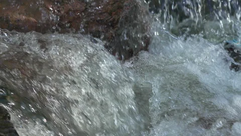 Rushing river in Denver 動画素材 318337254