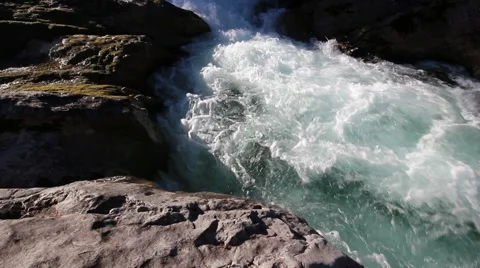 Rushing waterfall in the tyrolean mountains Video stock 40012771