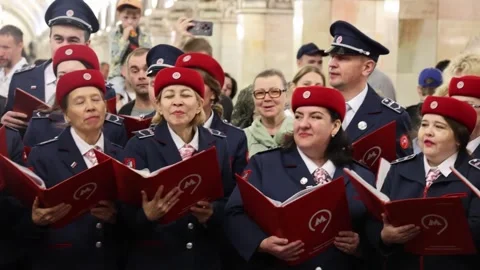 Russia: Train parade marks 91 years since launch of Moscow Metro Vidéo 335038228