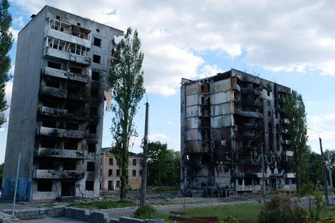 Russian air force dropped bombs and destroyed buildings, killed civilians 库存照片