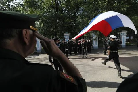 Russian conscripts called up for military service depart from St. Petersburg, St Foto stock