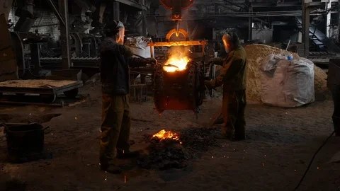 Russian prisoners in prison work hard work Stock Footage 121503022