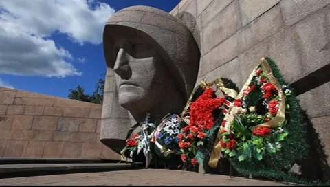 Russian War Memorial 4 Video stock 7905046