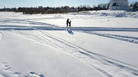Russian winter in Suzdal. Panoramic view of Suzdal from the drone. 库存影片 104574702