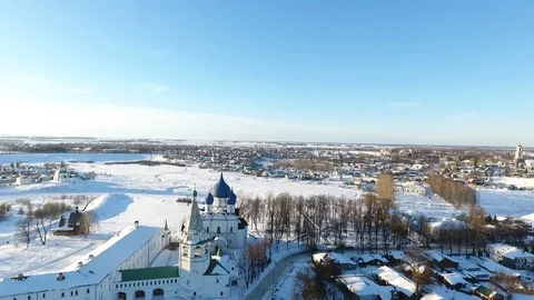 Russian winter in Suzdal. Panoramic view of Suzdal from the drone. Stock Footage 104574993