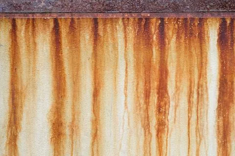 Rust stains on the wall Photos