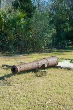 Rusted cannon Stock-Fotos