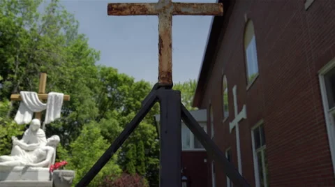 Rusted crucifix Stock Footage 51587775