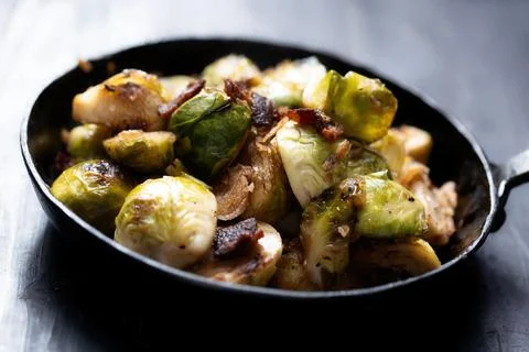 Rustic bacon  brussels sprouts Foto stock
