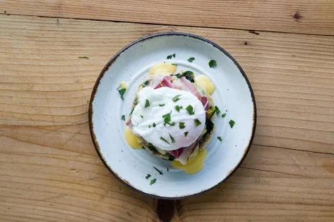 Rustic eggs benedict Stock Photos