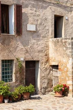 Rustic house in tuscany Stock Photos