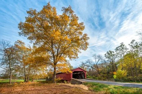 Rustic old covered bridge in the bucolic setting of the Maryland countryside Stock Photos