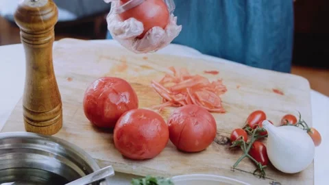 Rustic recipe demonstration: simmering the georgian beef stew Video stock 342199717