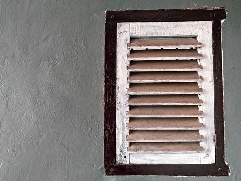 Rustic Window in an Ancient Wall Foto stock