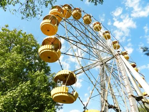 A rusting post-soviet ferris wheel in Armenia Stock-Fotos