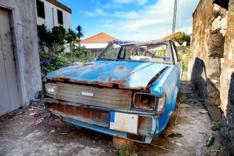 Rusty abandoned car Stock Photos