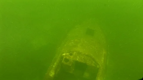 Rusty boat wreck 動画素材 95603359