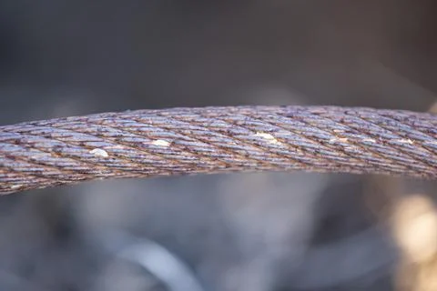 A rusty chain is shown in a close up Stock-Fotos