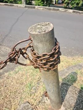 Rusty chains 스톡 사진