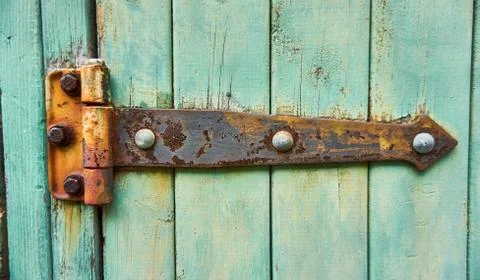 Rusty door hinge 库存照片