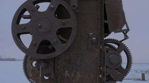 Rusty gears of the mechanism. Video stock 100112281